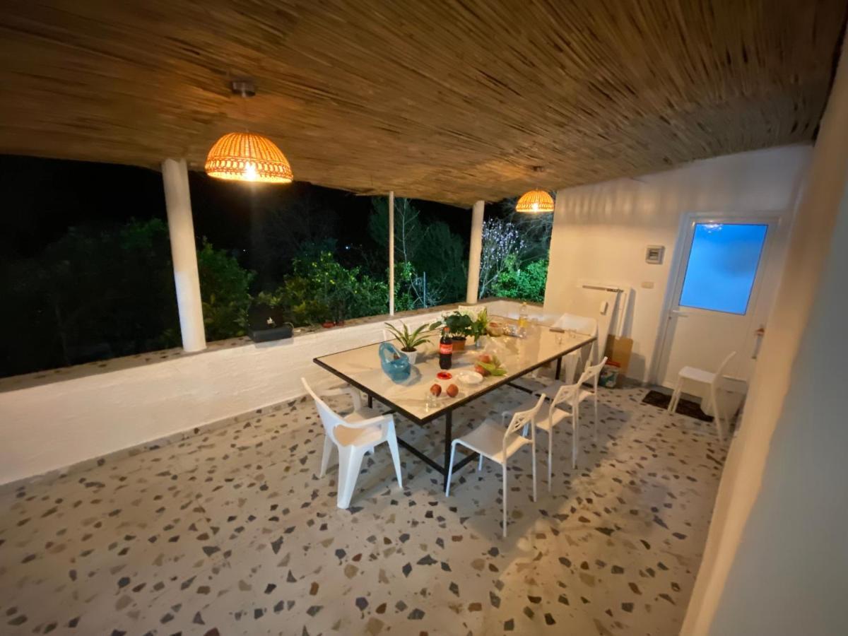 Maison Bellevue - 2 Bdrm Villa In Borsh Beach Esterno foto